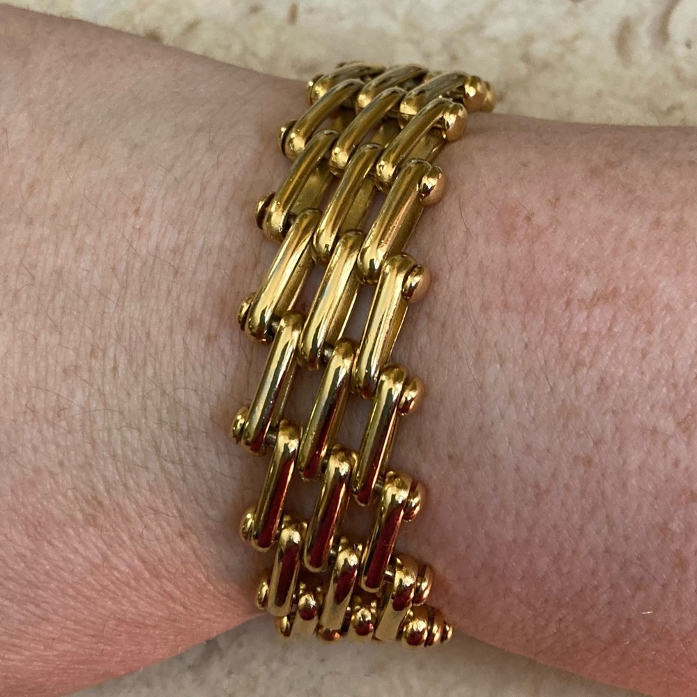 CHRISTIAN DIOR Vintage Gold Tone Bracelet Authentic